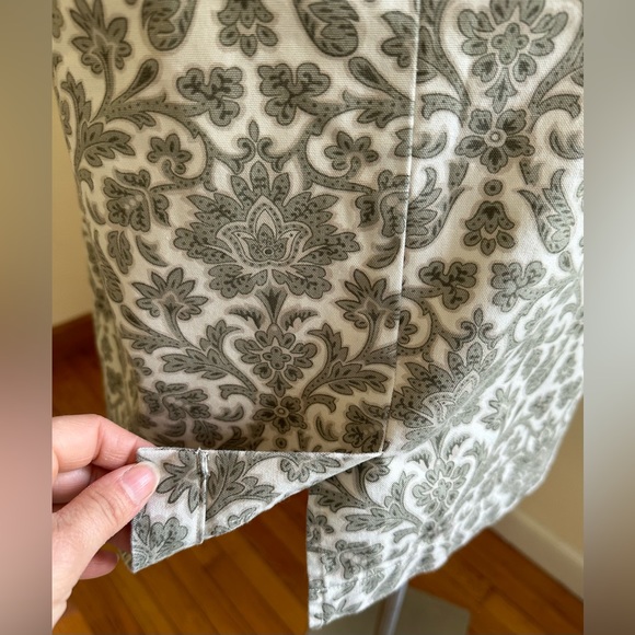 Talbots Green Ivory Straight Twill Paisley Design Mini Skirt SZ 16 P 100% cotton - Picture 5 of 10